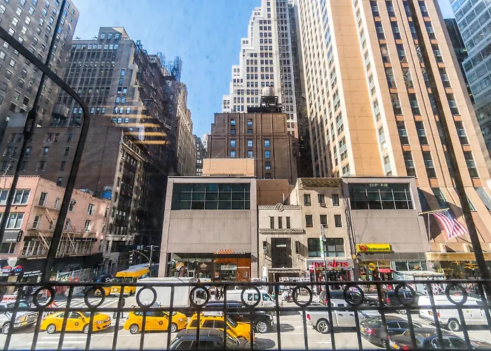 Americana Inn New York